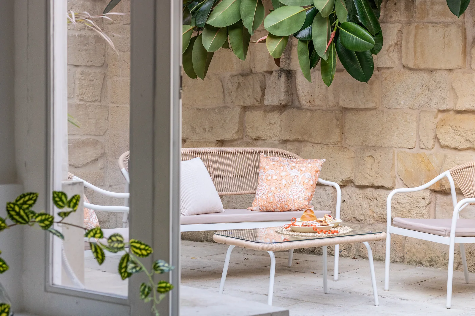 sit-property-il-giardino-dei-mesagnesi-casa-vacanza-lecce-carosello-02