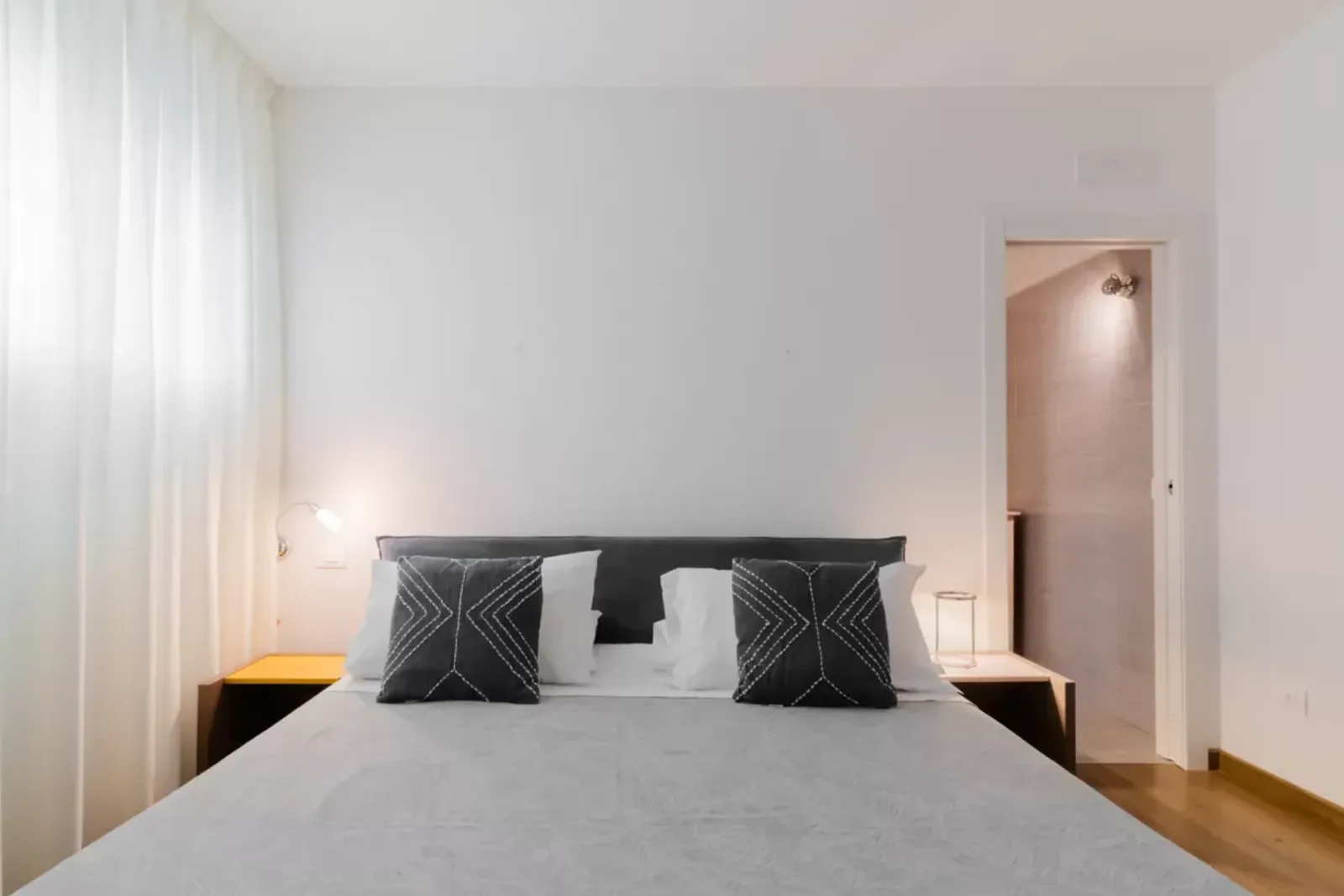 sit-property-suite-rosso-nero-lecce-selection-foto-web-06